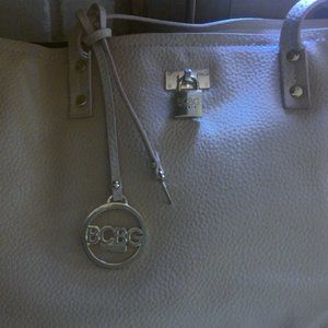 BCBG PARIS OVERSIZED LEATHER BEIGE TOTE